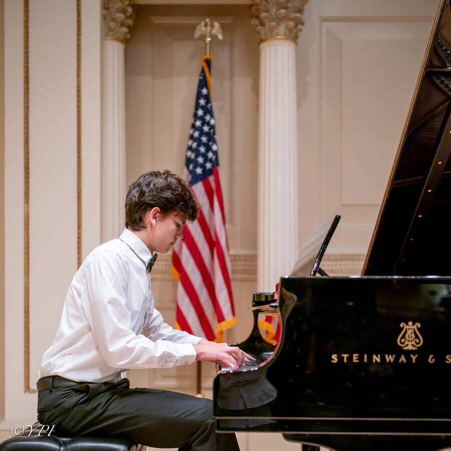 Andrey Leshchiner Andrey Leshchiner